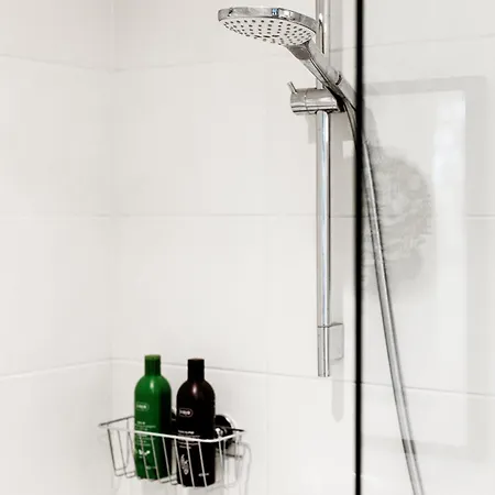 Korter By The Old Town, New & Modern, 2 Bedroom Easy Access By Car, Free Parking Tallinn