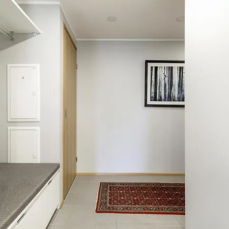 Appartamento By The Old Town, New & Modern, 2 Bedroom Easy Access By Car, Free Parking Reval