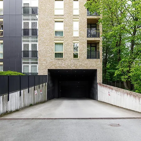 By The Old Town, New & Modern, 2 Bedroom Easy Access By Car, Free Parking Reval