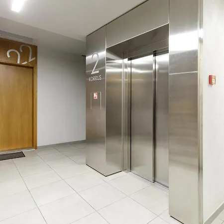 By The Old Town, New & Modern, 2 Bedroom Easy Access By Car, Free Parking * Tallinn