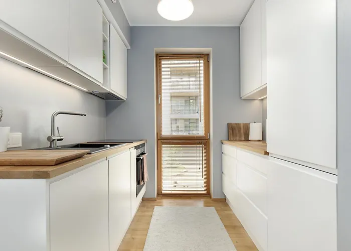 Daire By The Old Town, New & Modern, 2 Bedroom Easy Access By Car, Free Parking Tallinn