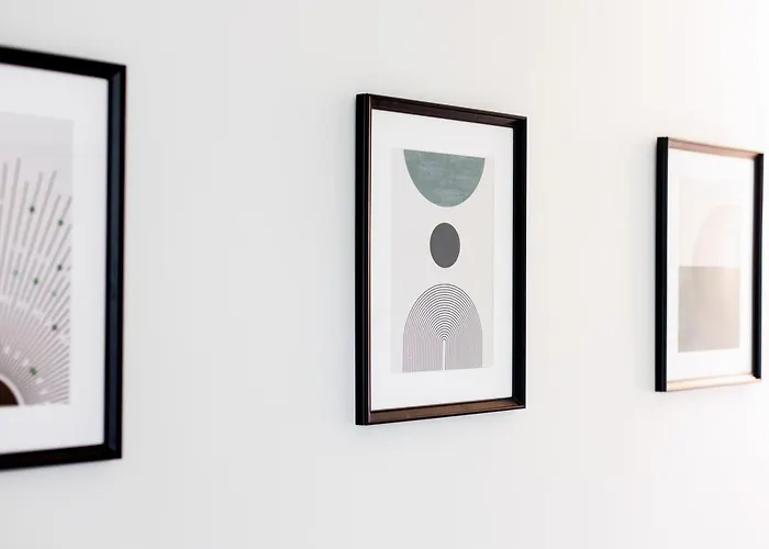 By The Old Town, New & Modern, 2 Bedroom Easy Access By Car, Free Parking Daire Tallinn