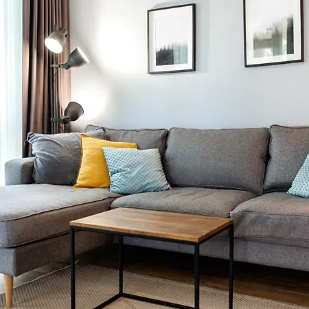 By The Old Town, New & Modern, 2 Bedroom Easy Access By Car, Free Parking Apartmán Tallinn